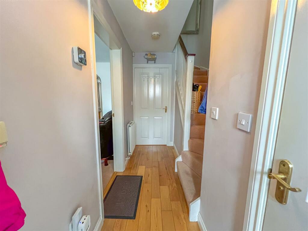 Waggestaff Drive - Image-7.jpg