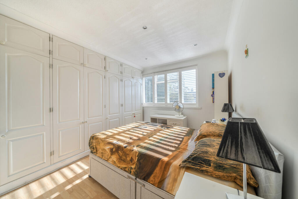 1357317-11-68cd8c...