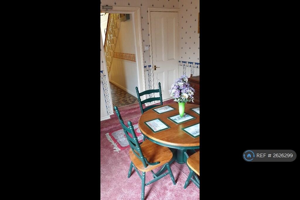Apsley - Dining Room