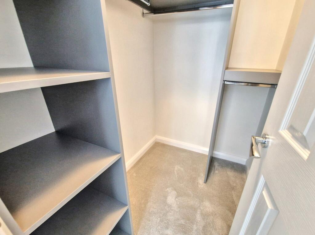 Master Bedroom Dressing Area