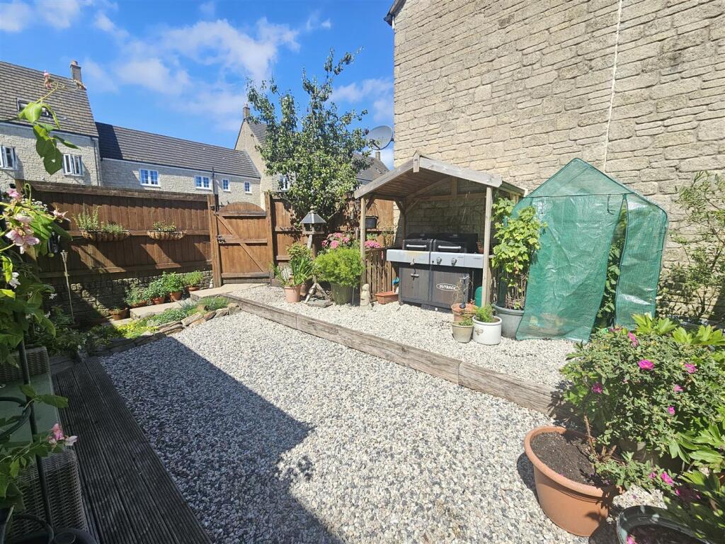 Rear Garden.jpg