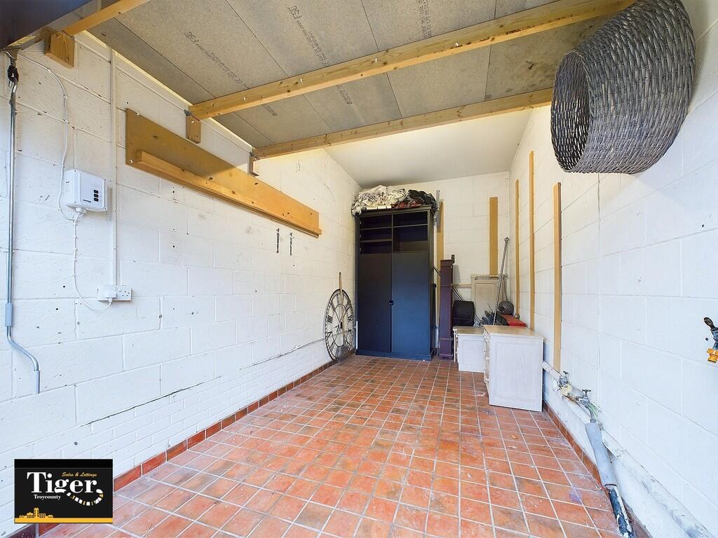 CAM03440G0-PR0242...