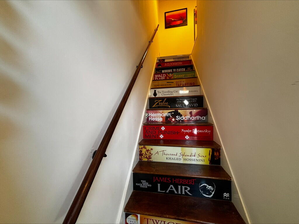 processed-DA002EE...