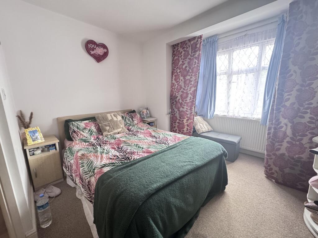 Bedroom (1)