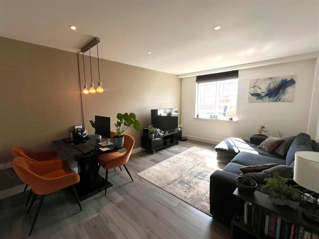NEW Living room.jpg