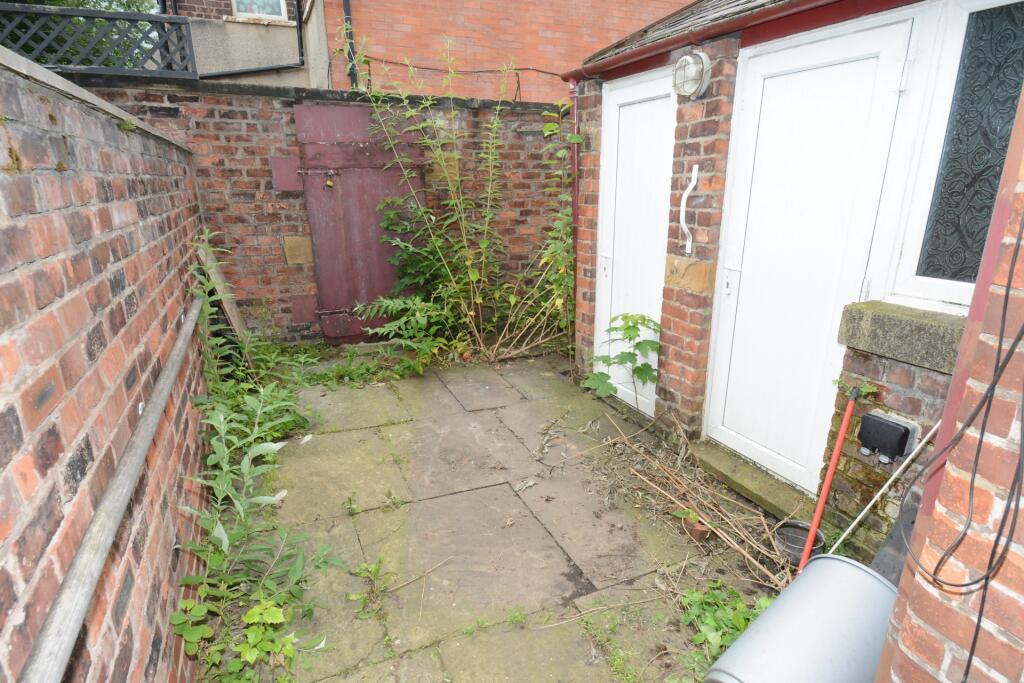 REAR YARD/OUTHOUSE