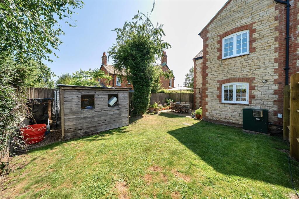 26 Wappenham Road, Abthorpe