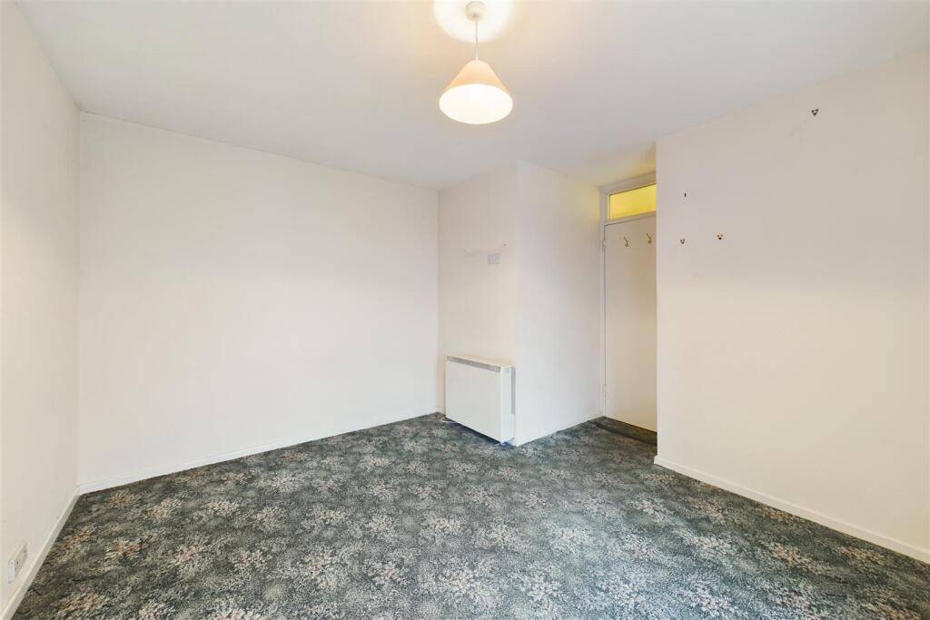 12 Fern Lodge, Beach Road, Weston-Super-Mare, Nort