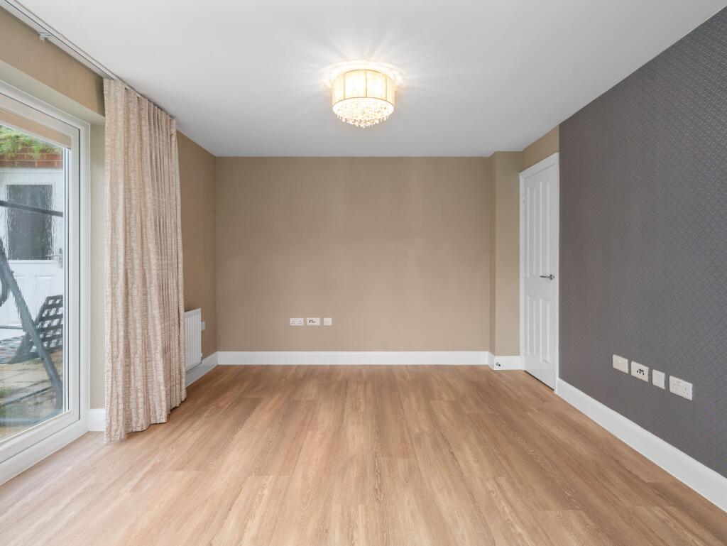 Living Room (view a)