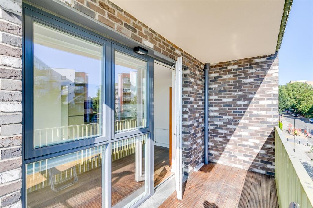 Alacia Gardens 11-15.jpg