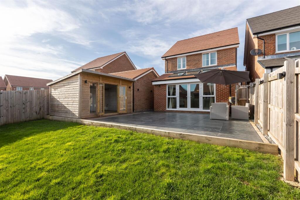 Ploughlands Grove 4 External-3.jpg
