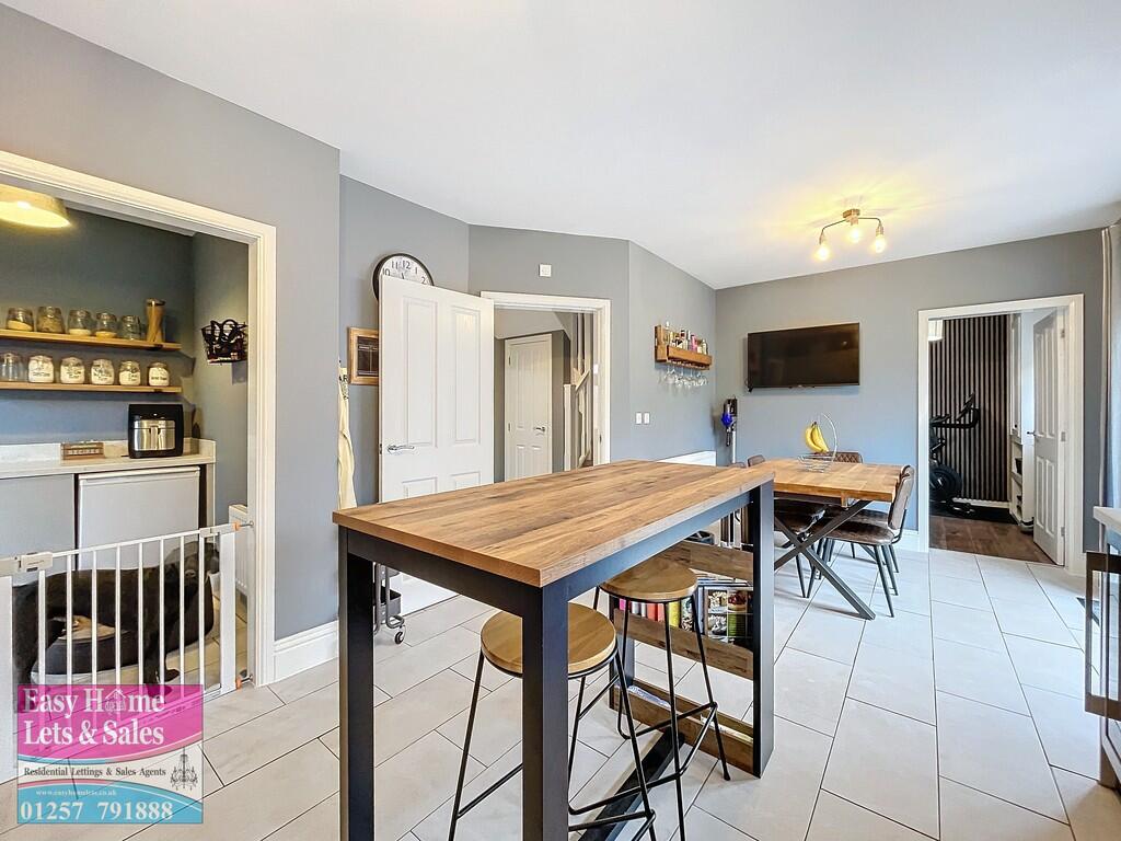 182-mill-lane_000...