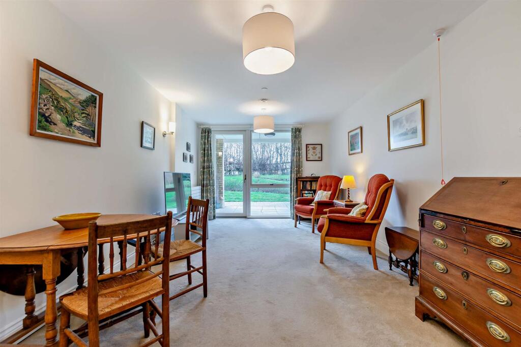 8634115-interior13-800.jpg