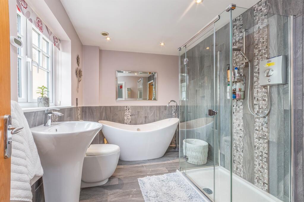 Jack And Jill Bathroom