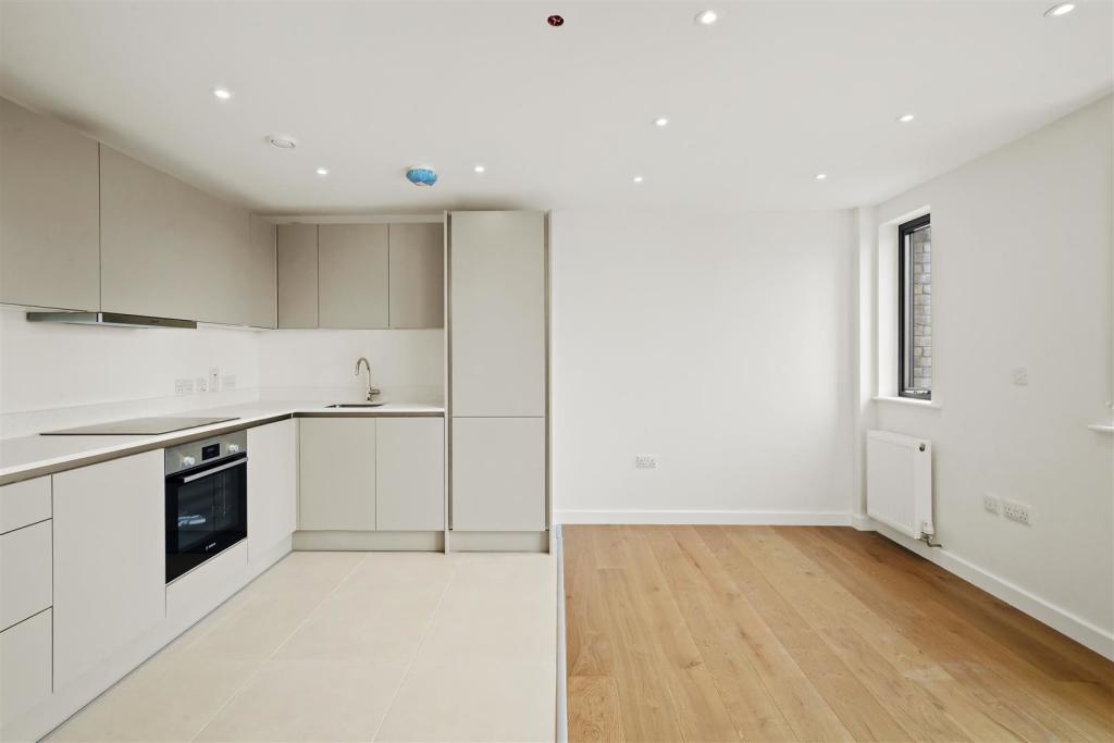 Flat 9, 1 Bridgehill Close, Alperton - X3pfX10QpxG