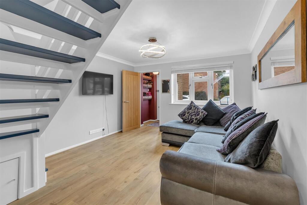 living room a.jpg