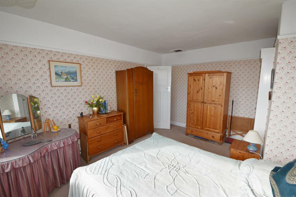 Bedroom Two (5).jpg