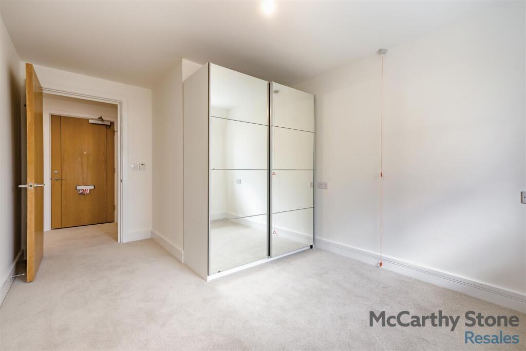 8671546-interior07.jpg