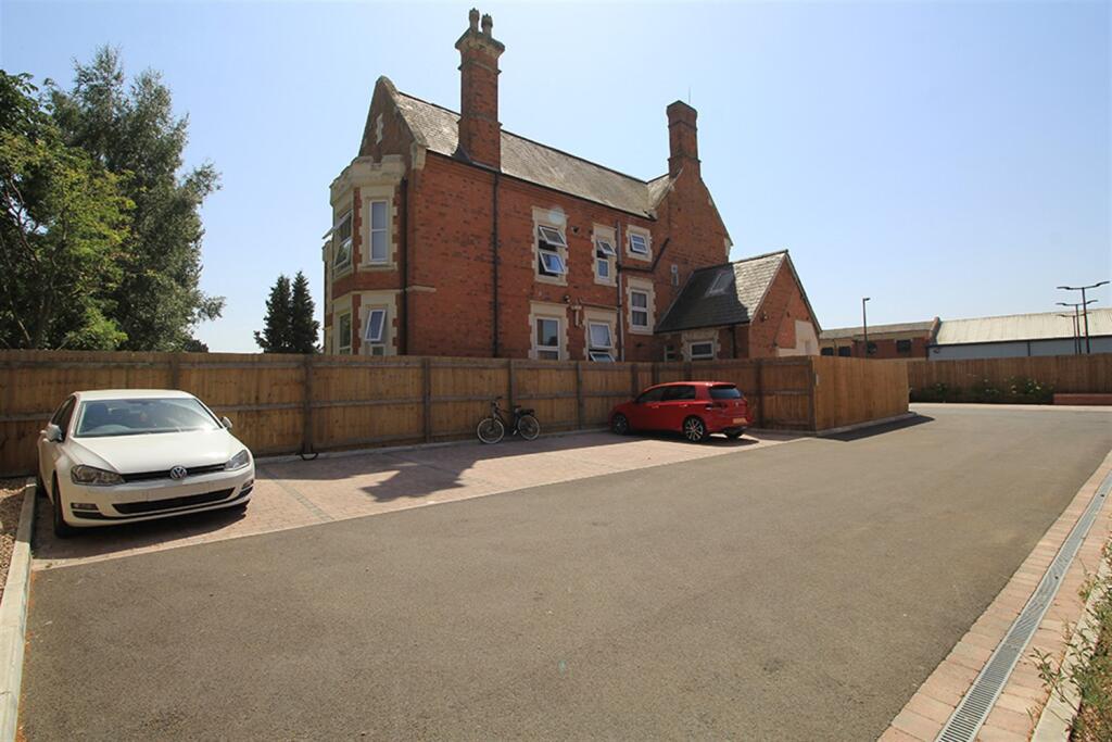 Langdale Grange Car 