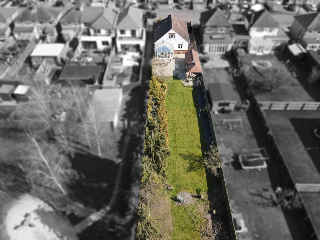 Heath Drone 4 B&amp;W.jpg