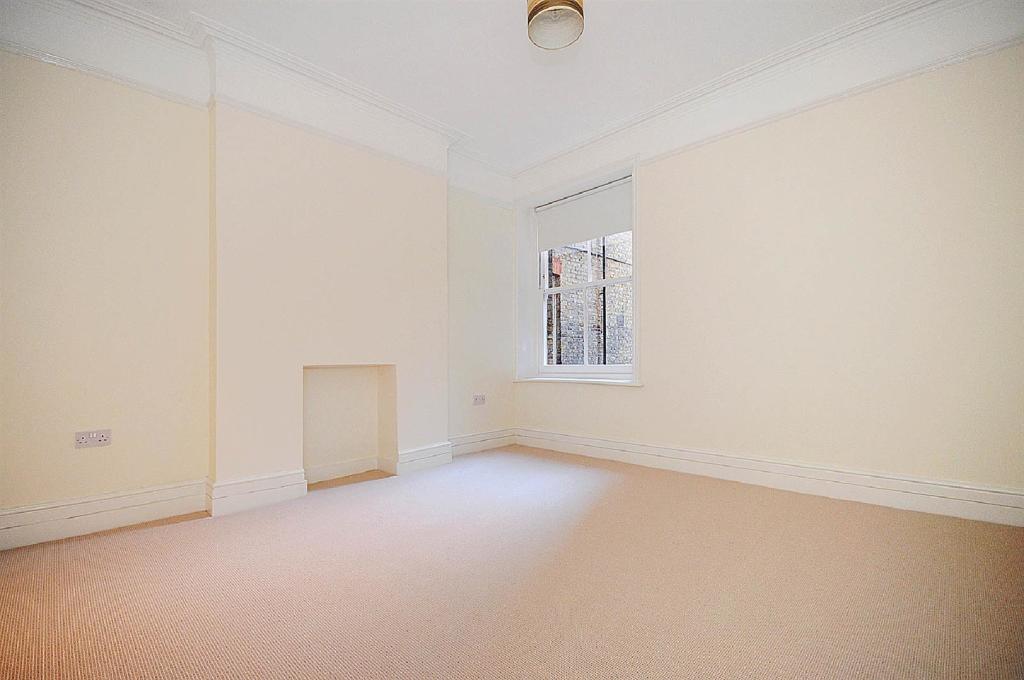 Bedroom 1: