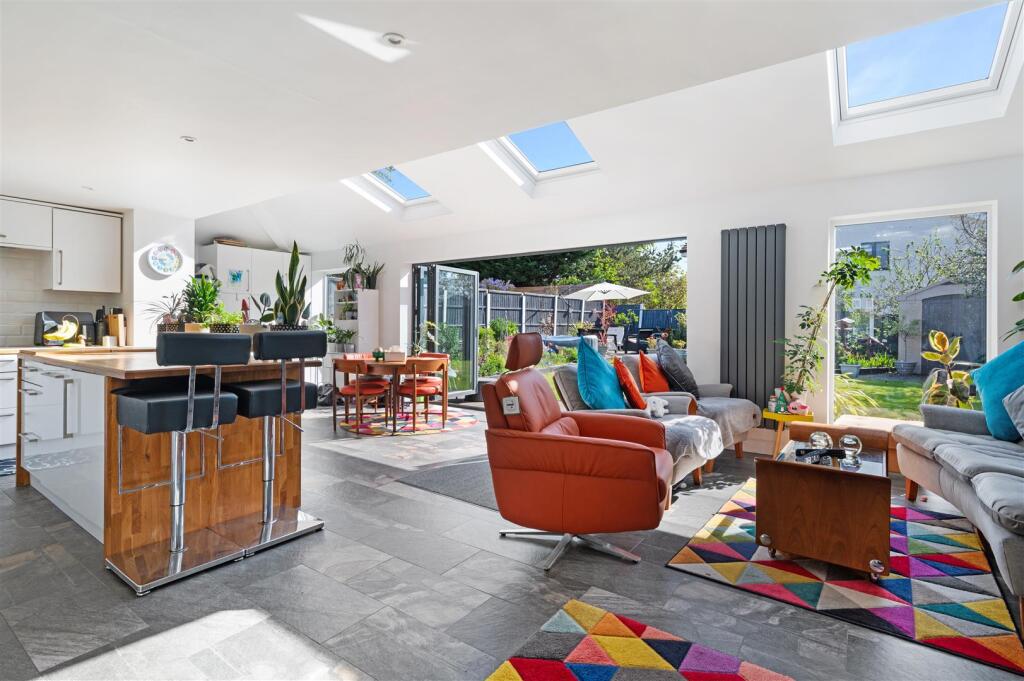 Open plan kitchen-diner family room