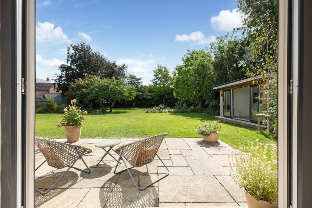 Garden Terrace