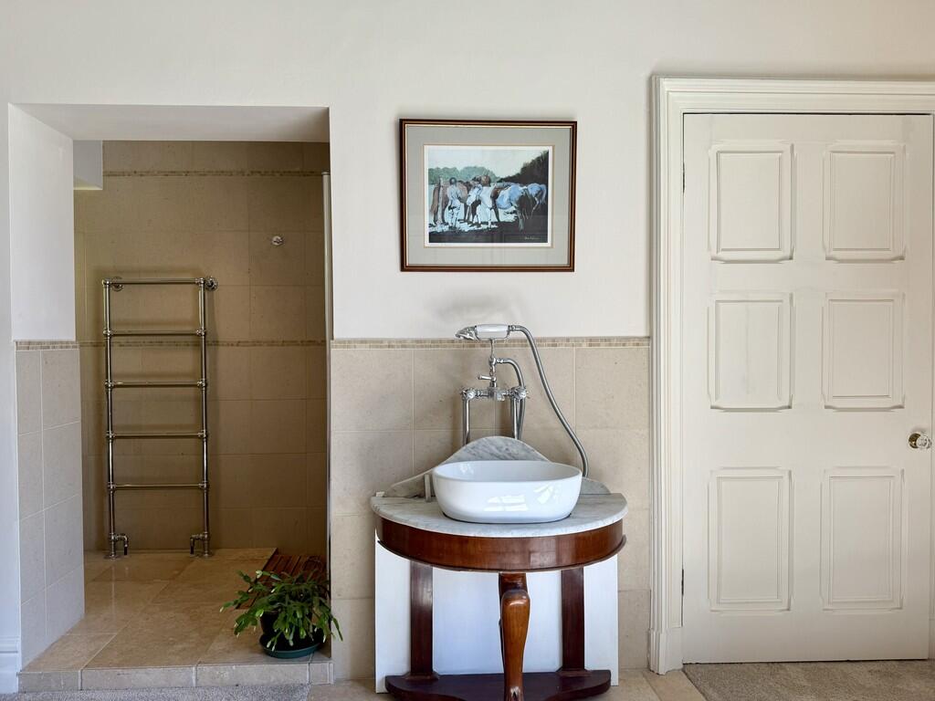 Principal Bedroom...