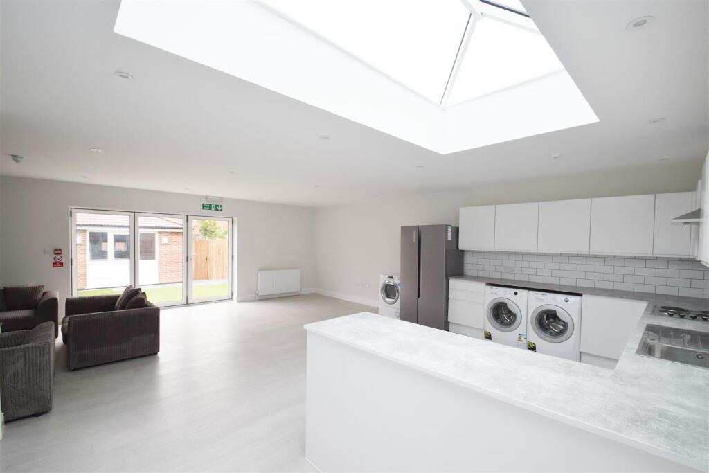Kitchen/Living room