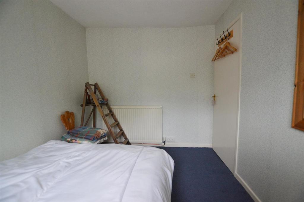 bed 2..JPG
