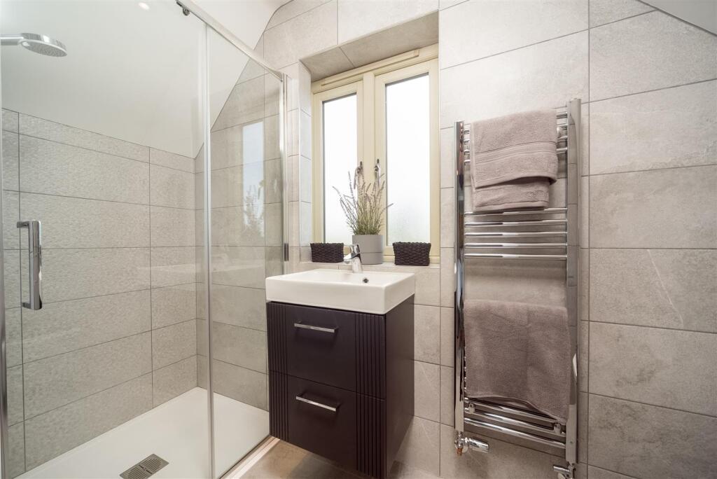 4 Chestnut Cottage-14.jpg