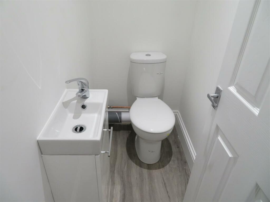 257 Francis WC.JPG