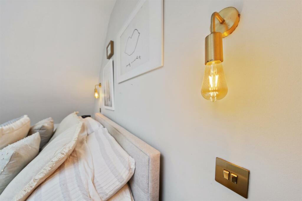 Bedroom.jpg