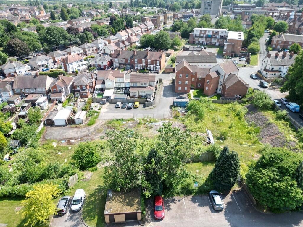 1bc588cf-657f-4b6...