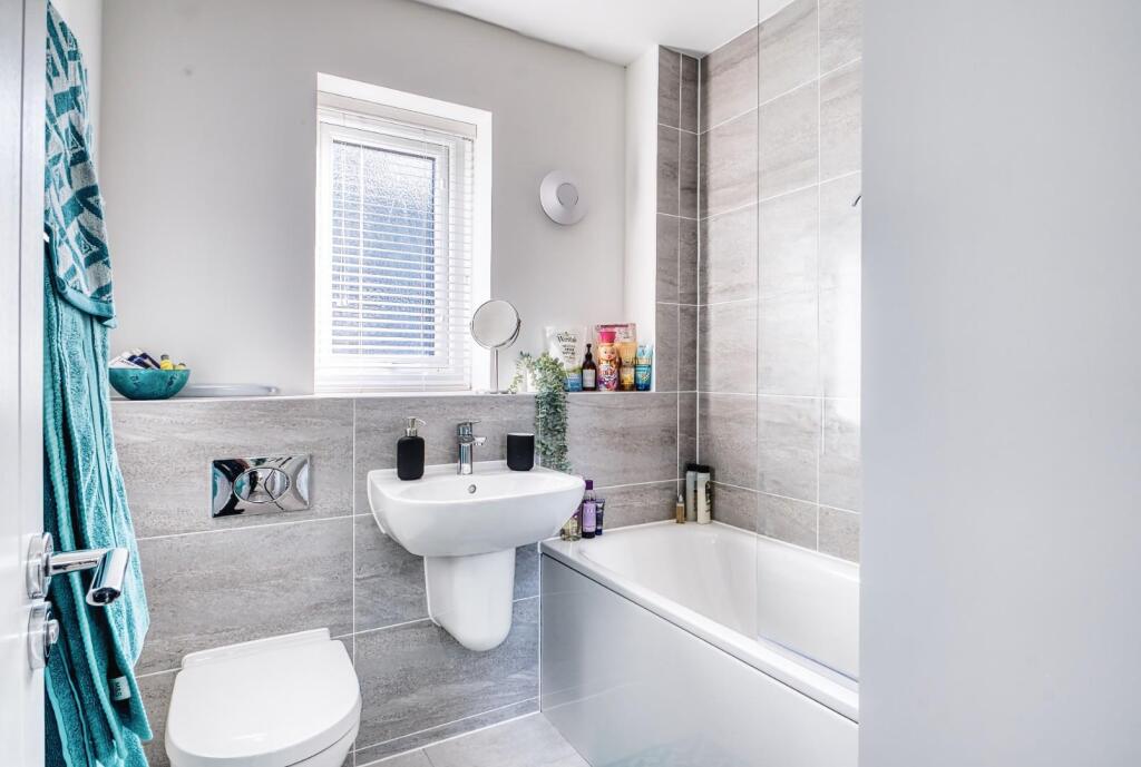 2 Stallings close -  Mark Templer - PhotoCB 29.jpe