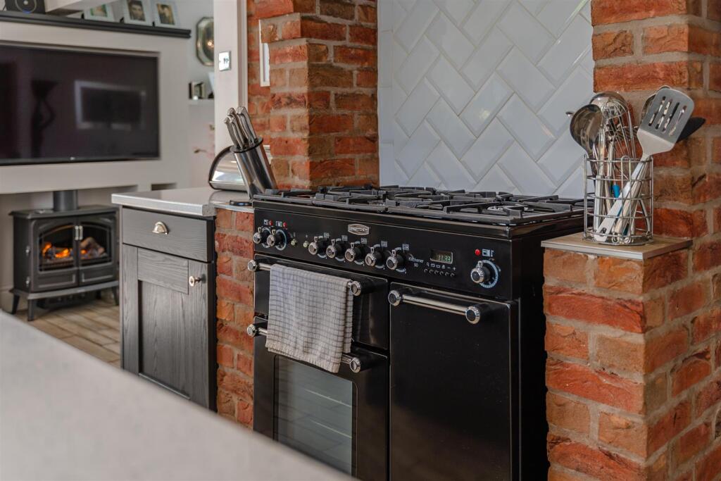 Modern Kitchen Diner