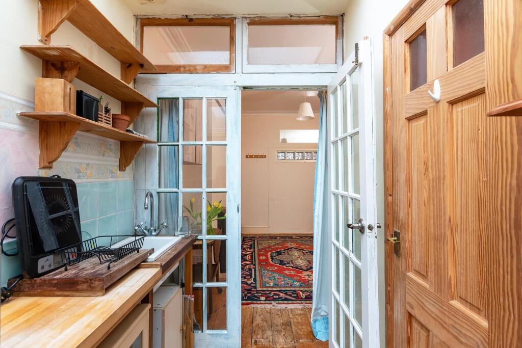 1S1R5SE - Reception A.jpg