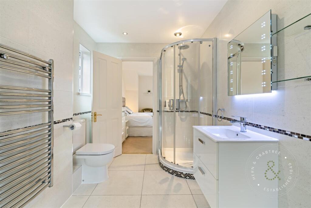 Greenwood Road, Llandaff, Hern Crabtere (46).jpg