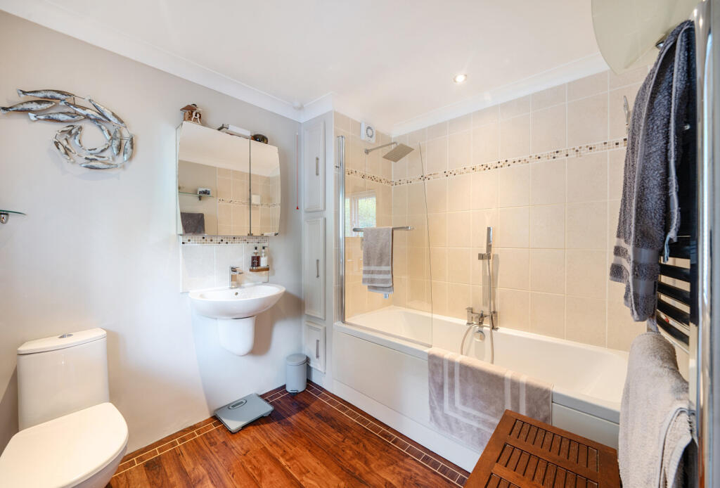 1344043-11-68af44...