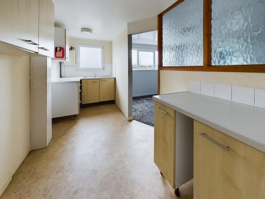 CAM03974G0-PR0102...