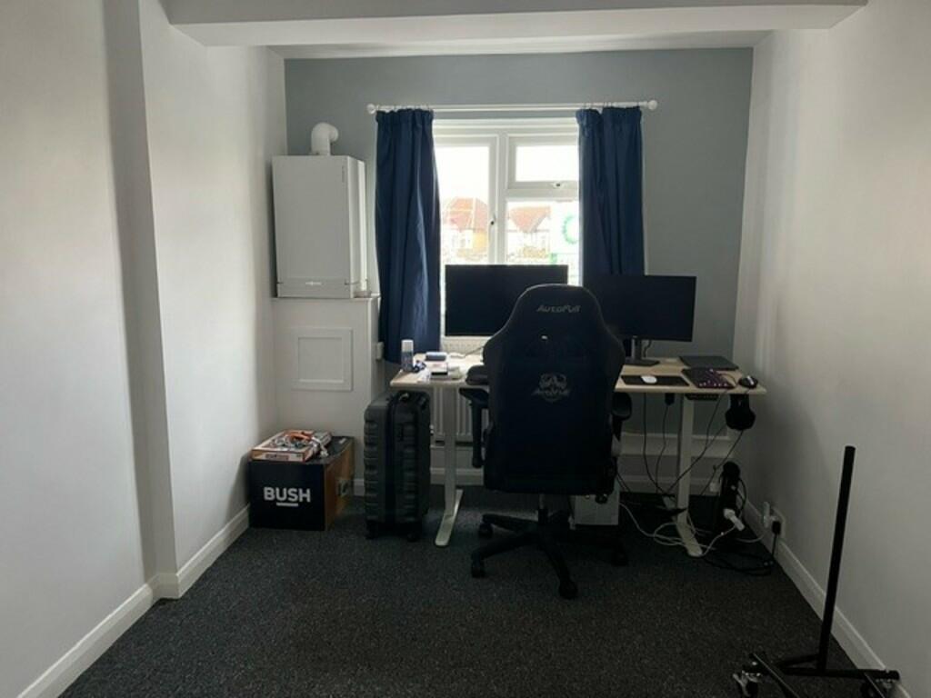 5 Chalkwell Lodge...