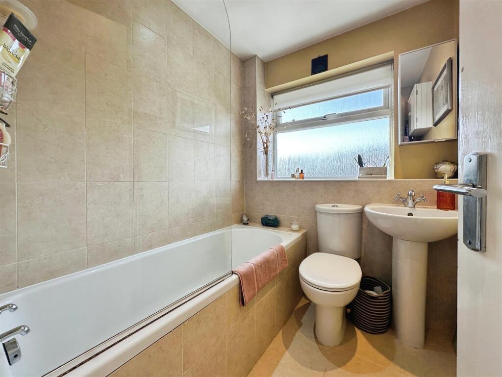 88c55d97--4751-A535-28AA923C45B7-70010-00002D0640B