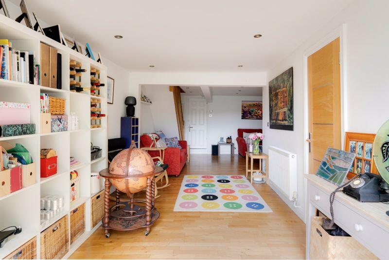 Snug/Garden room