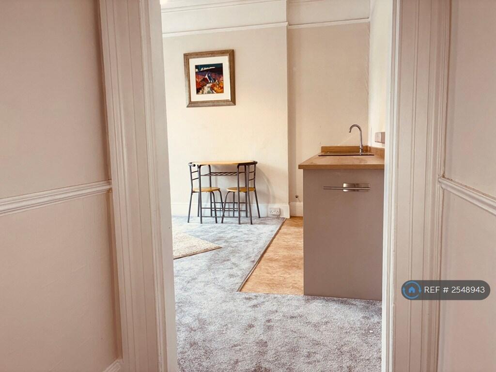 Hall Looking Through To Kitchen