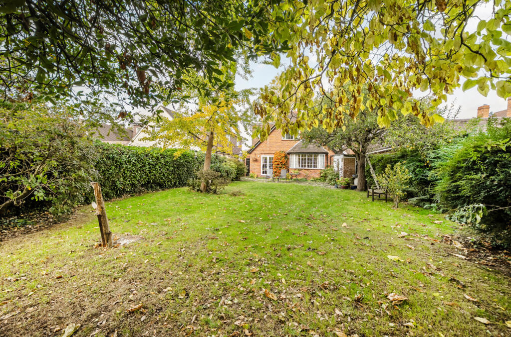 1362551-6-68e52f3...