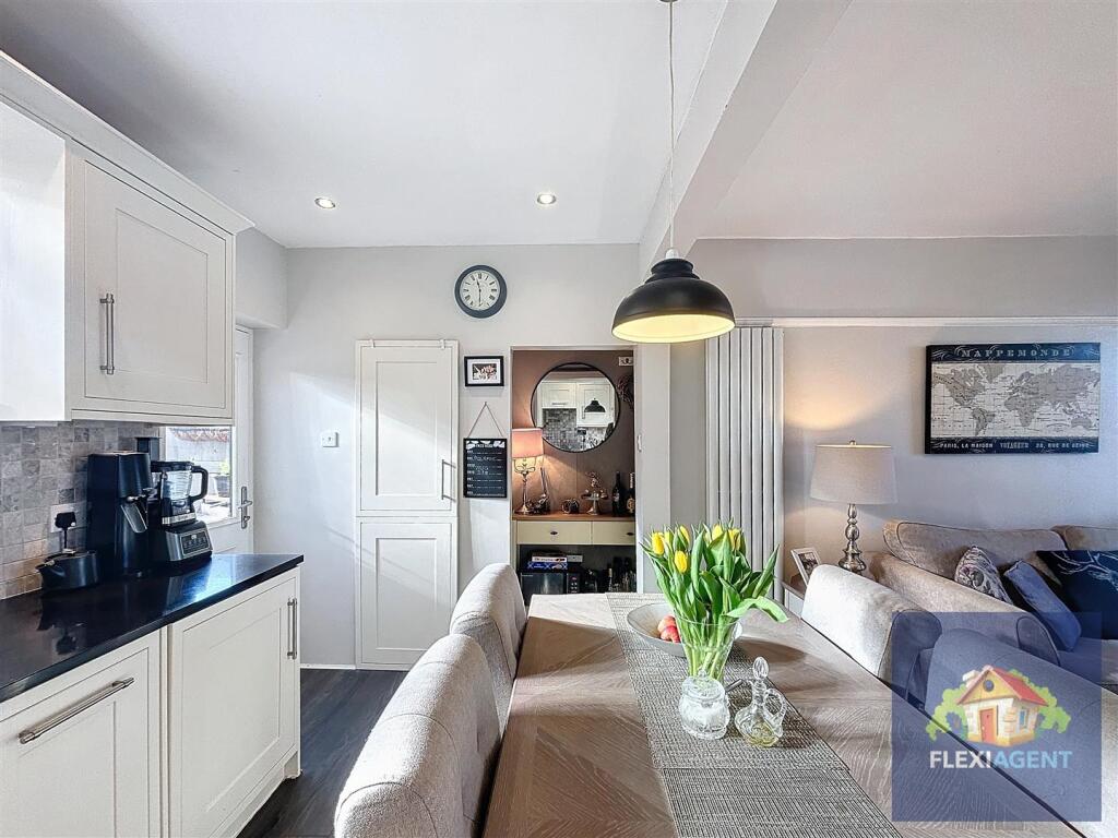 Lounge / Kitchen Diner