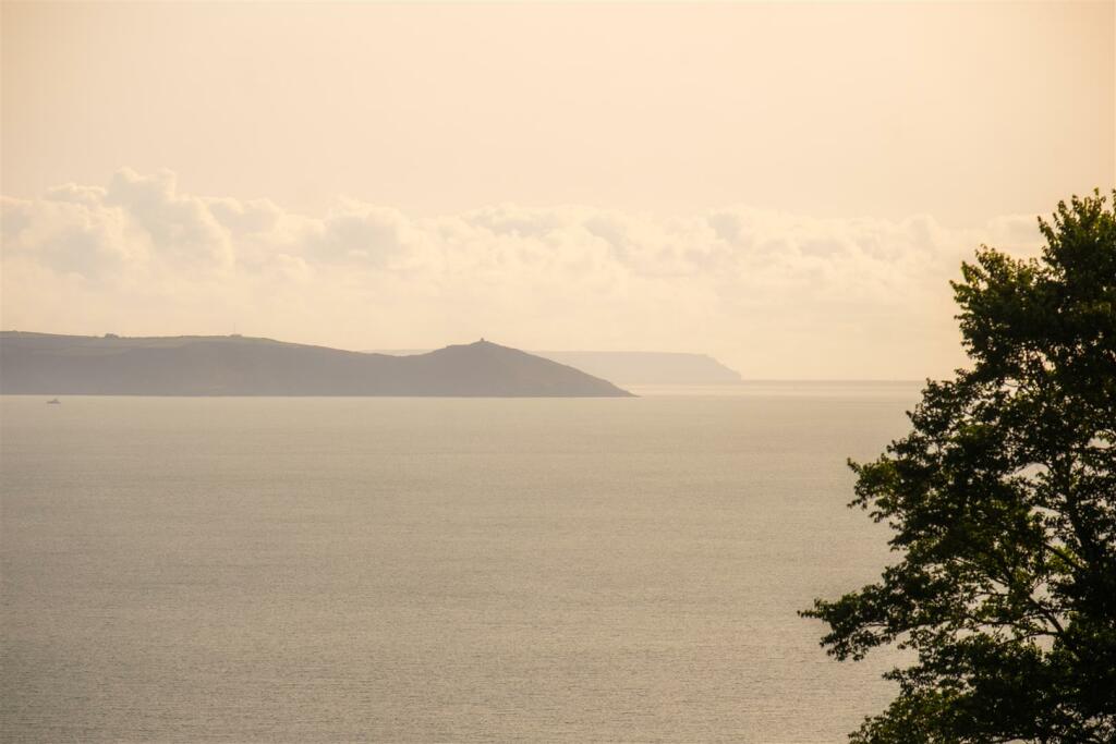 Parry_Looe_outside-306.jpg