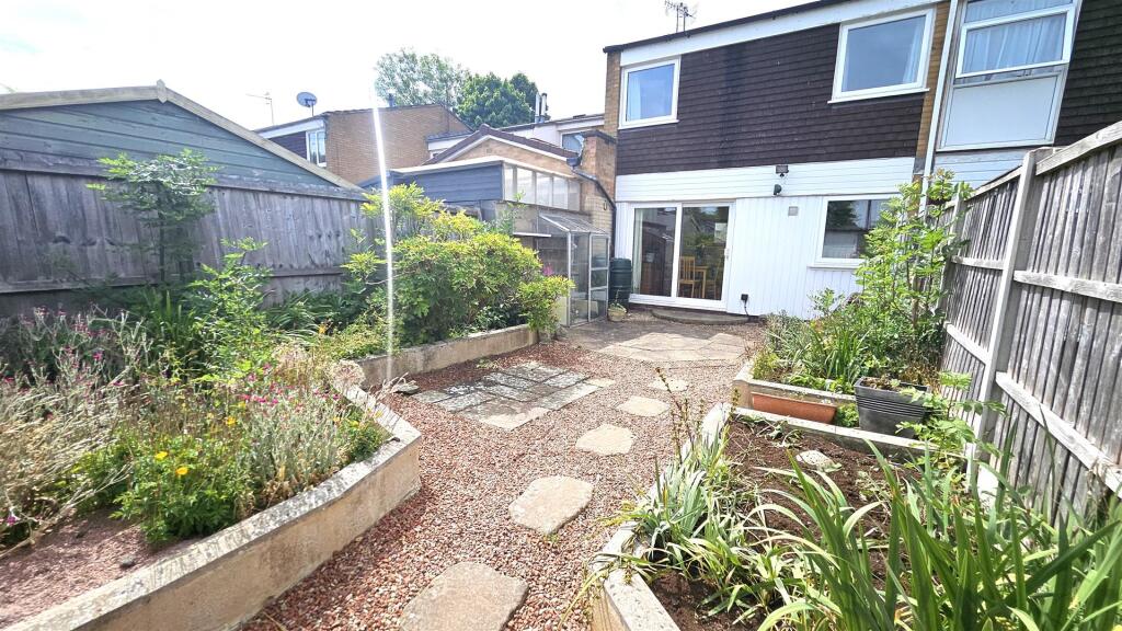 Garden 3.jpg