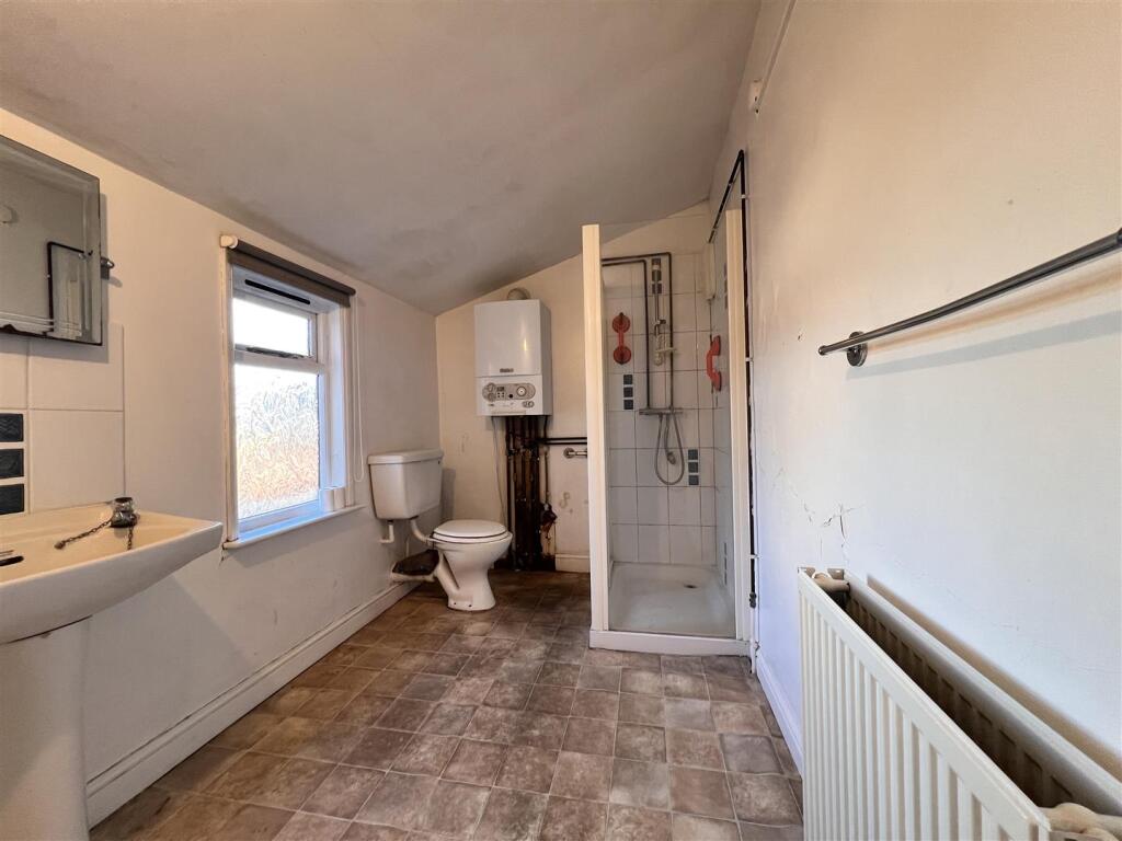 shower room.JPG