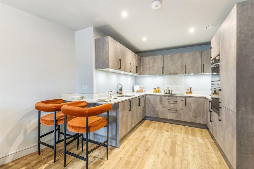 Show Apartment